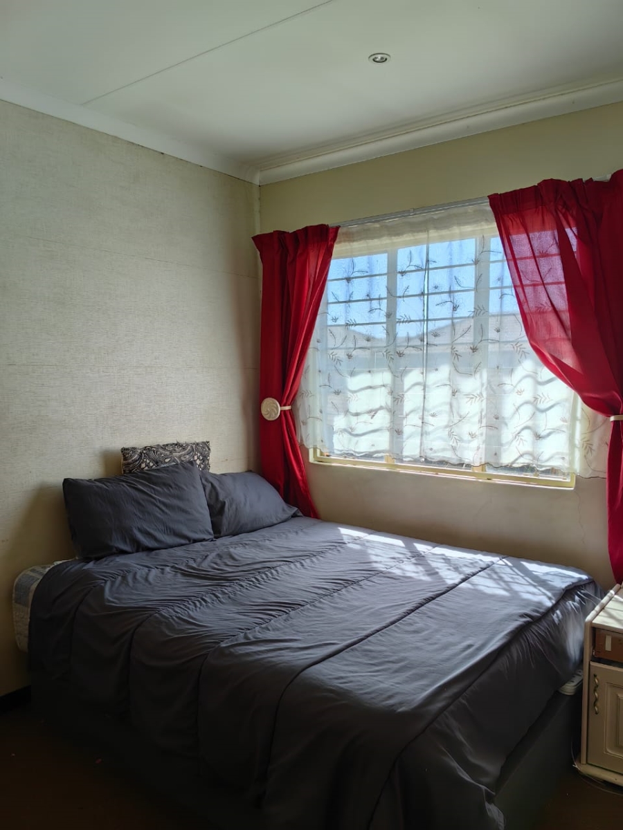 3 Bedroom Property for Sale in Annlin Gauteng