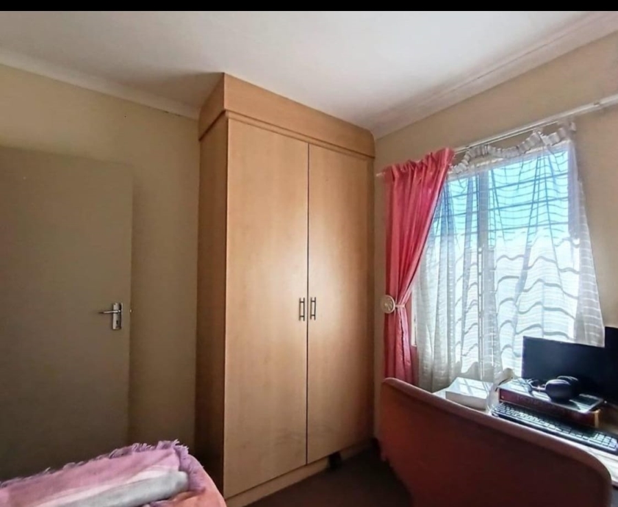 3 Bedroom Property for Sale in Annlin Gauteng