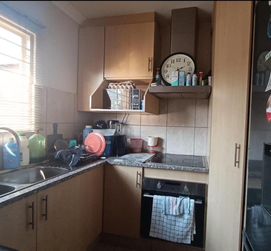 3 Bedroom Property for Sale in Annlin Gauteng