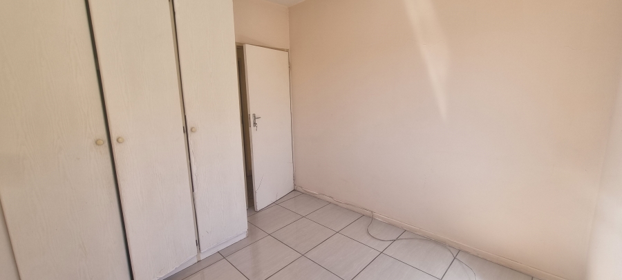 2 Bedroom Property for Sale in North Riding Gauteng