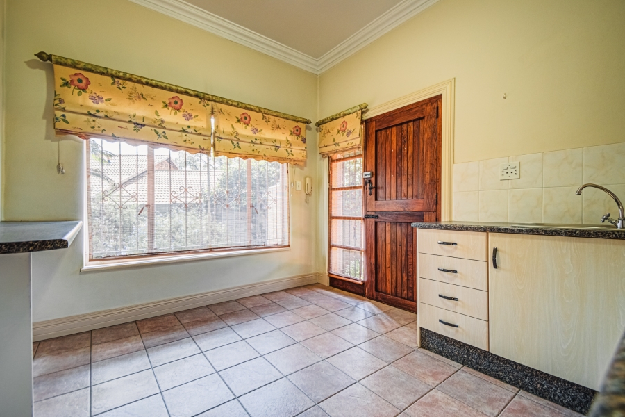 5 Bedroom Property for Sale in Bedfordview Gauteng