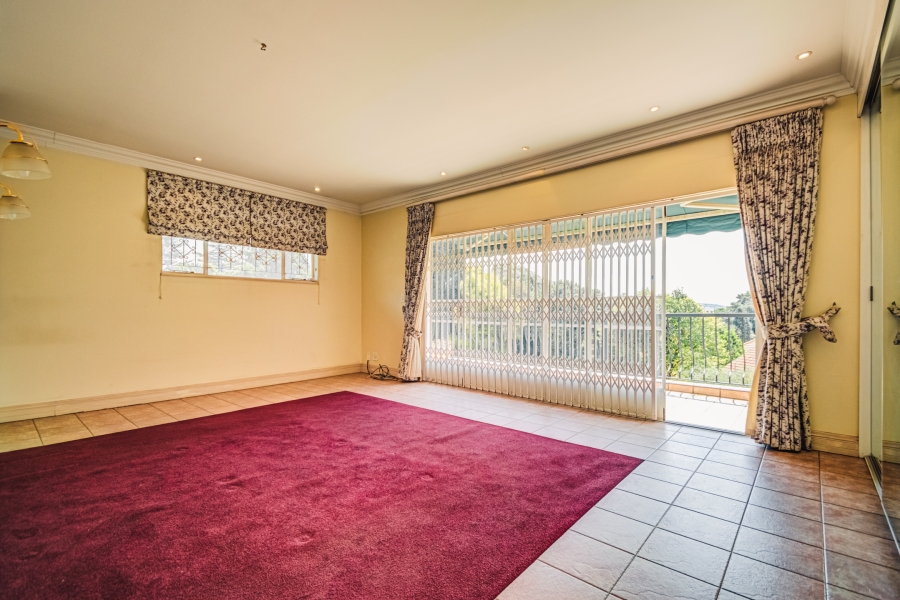 5 Bedroom Property for Sale in Bedfordview Gauteng