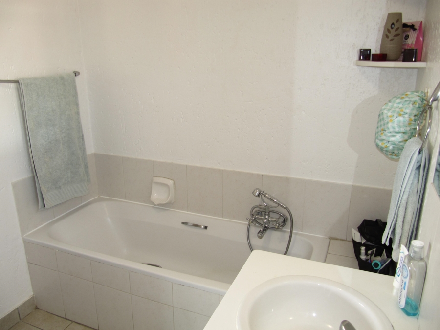 2 Bedroom Property for Sale in Ferndale Gauteng