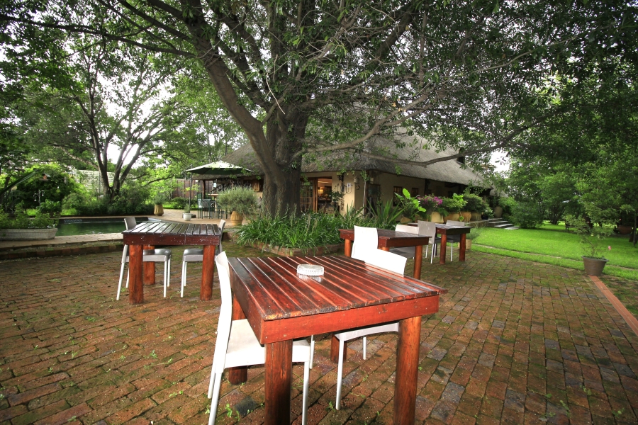 9 Bedroom Property for Sale in Glen Austin Gauteng