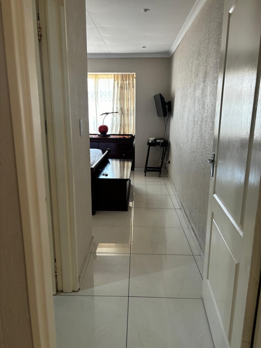 To Let 3 Bedroom Property for Rent in Terenure Gauteng