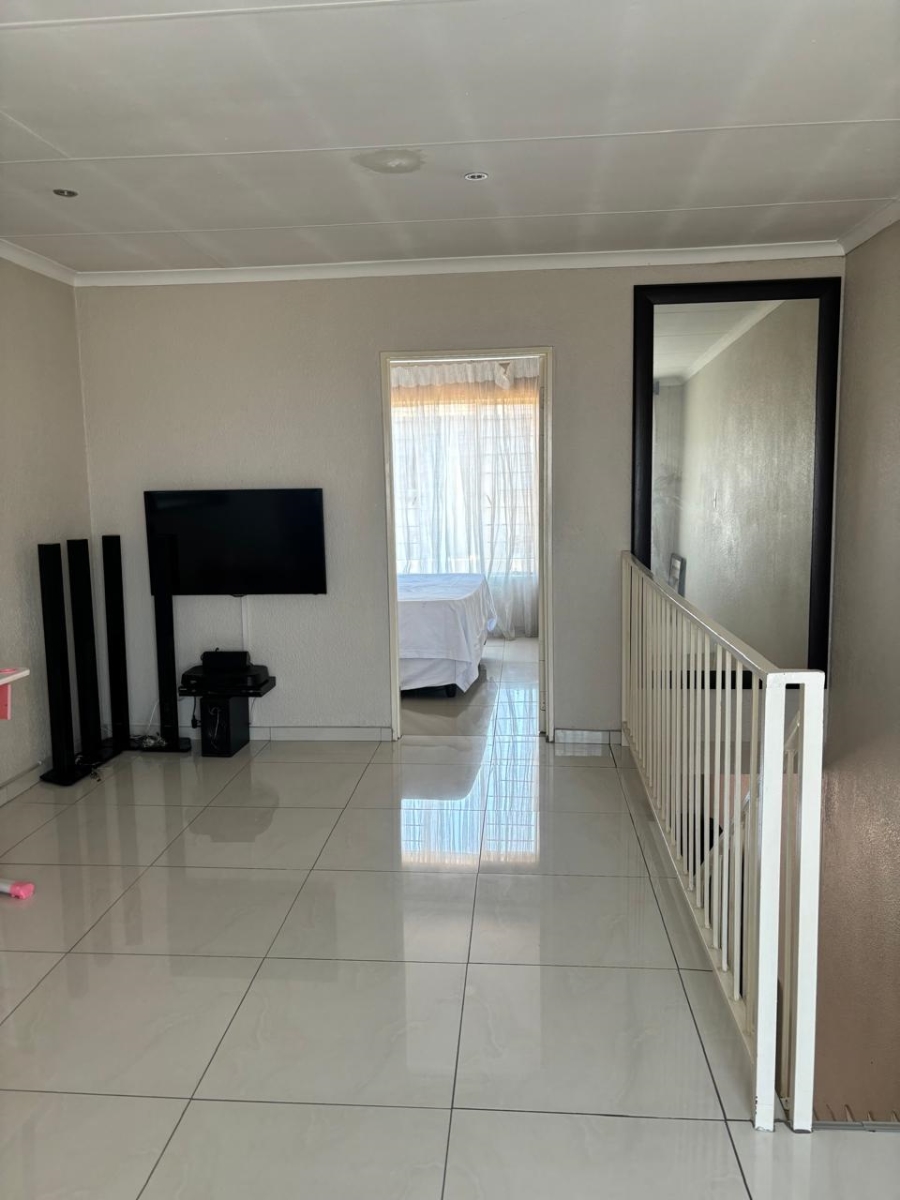 To Let 3 Bedroom Property for Rent in Terenure Gauteng