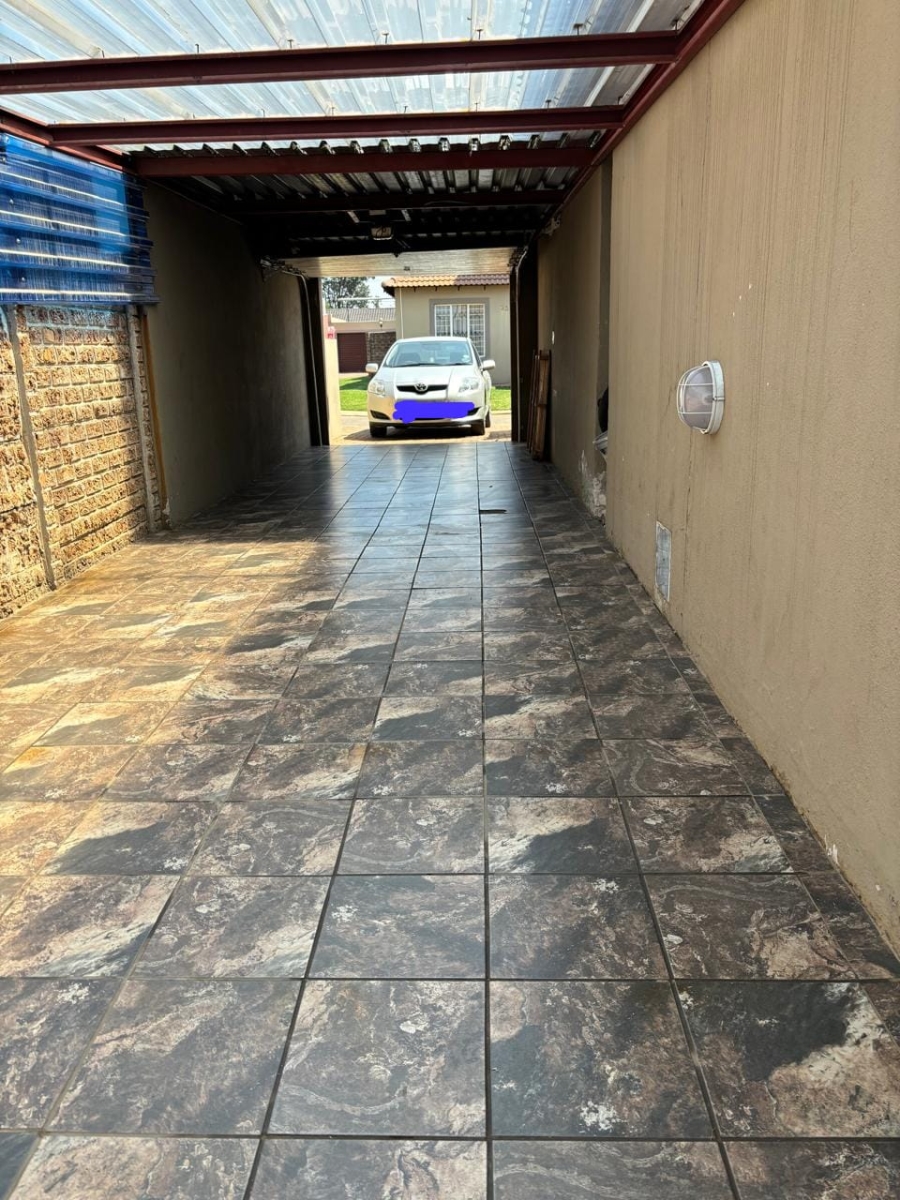 To Let 3 Bedroom Property for Rent in Terenure Gauteng