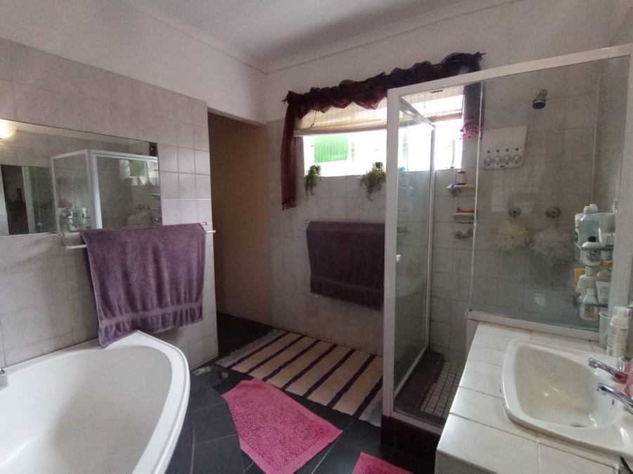 3 Bedroom Property for Sale in Risiville Gauteng