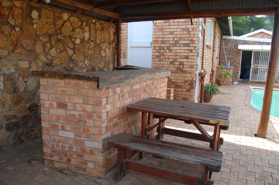 4 Bedroom Property for Sale in Kenmare Gauteng