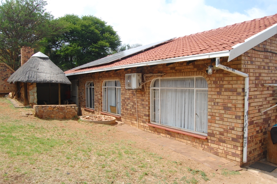 4 Bedroom Property for Sale in Kenmare Gauteng