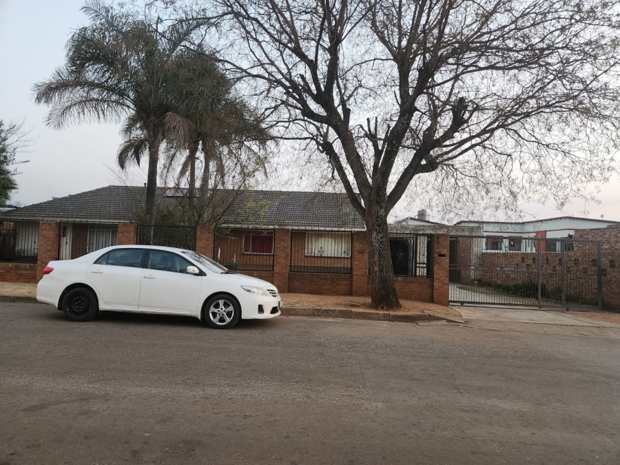 20 Bedroom Property for Sale in Kempton Park Ext 1 Gauteng