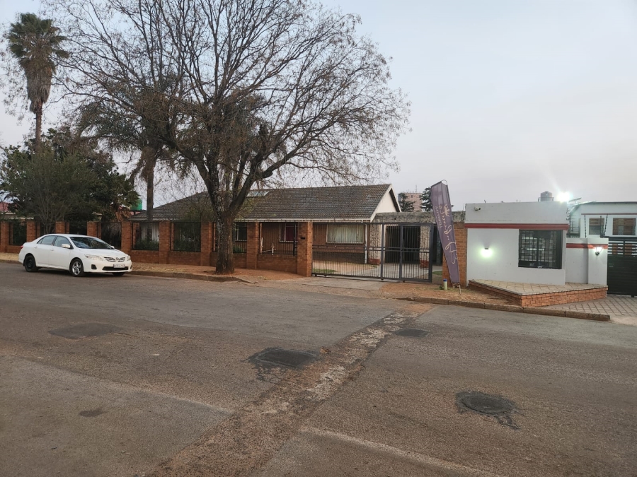 20 Bedroom Property for Sale in Kempton Park Ext 1 Gauteng