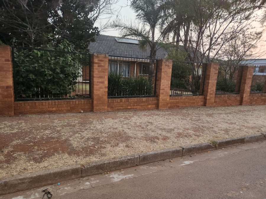 20 Bedroom Property for Sale in Kempton Park Ext 1 Gauteng