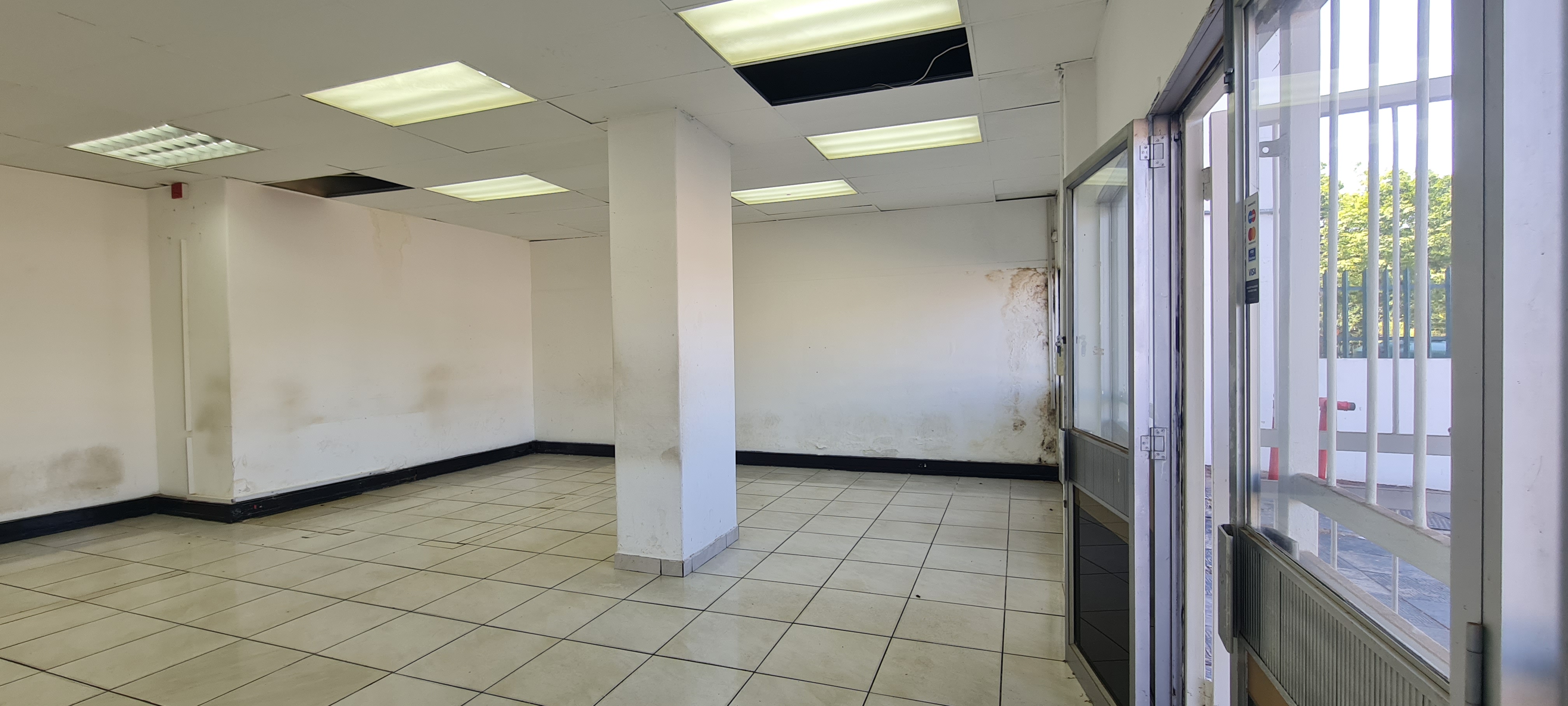 To Let commercial Property for Rent in Bordeaux Gauteng