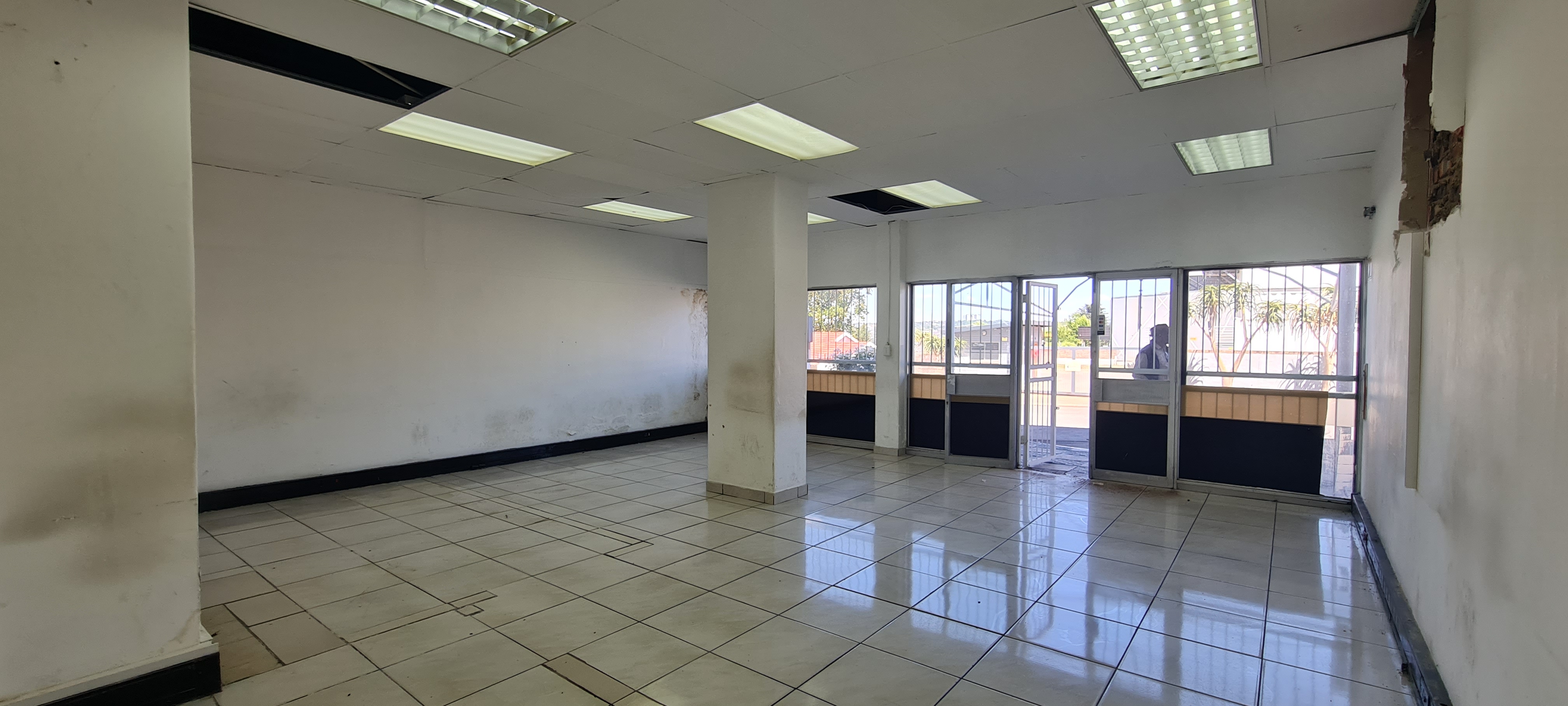 To Let commercial Property for Rent in Bordeaux Gauteng