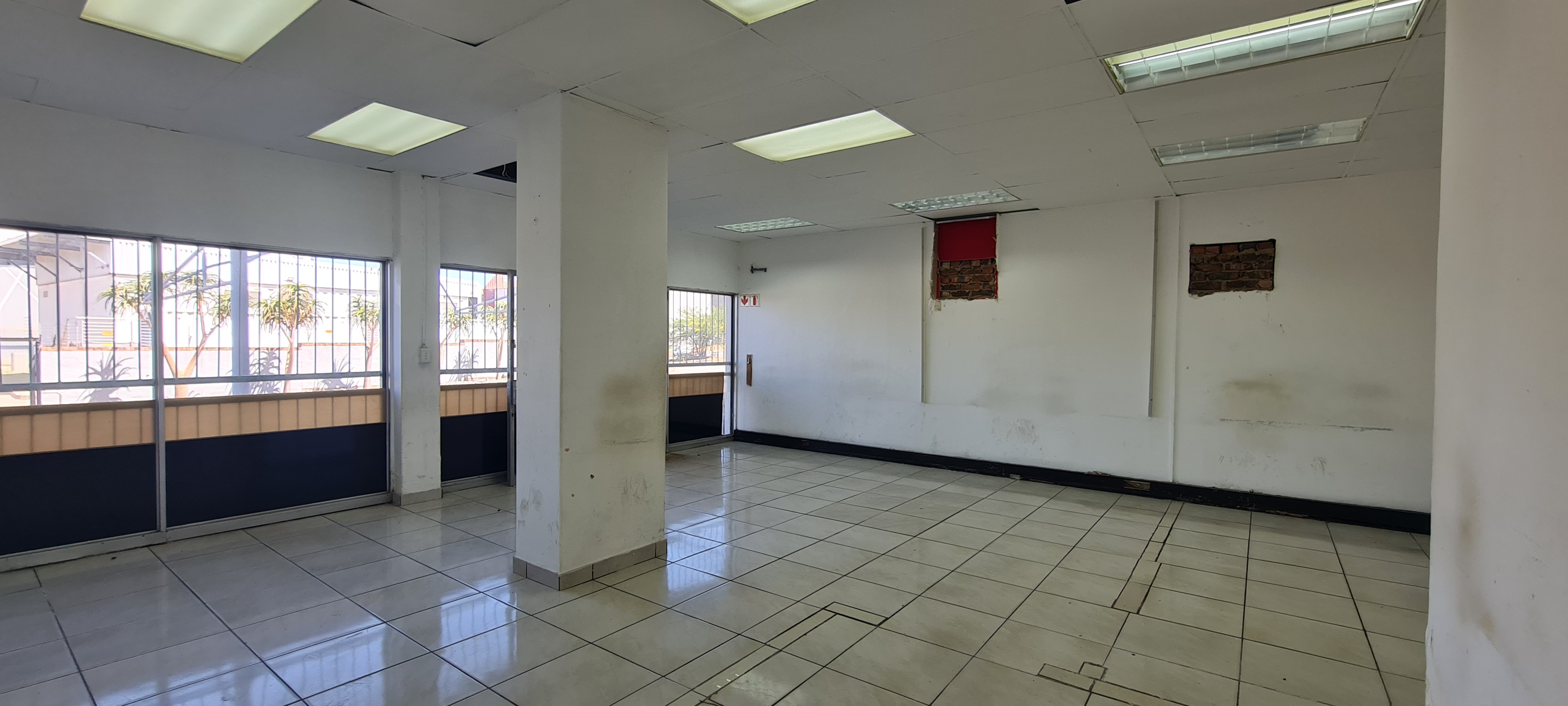 To Let commercial Property for Rent in Bordeaux Gauteng