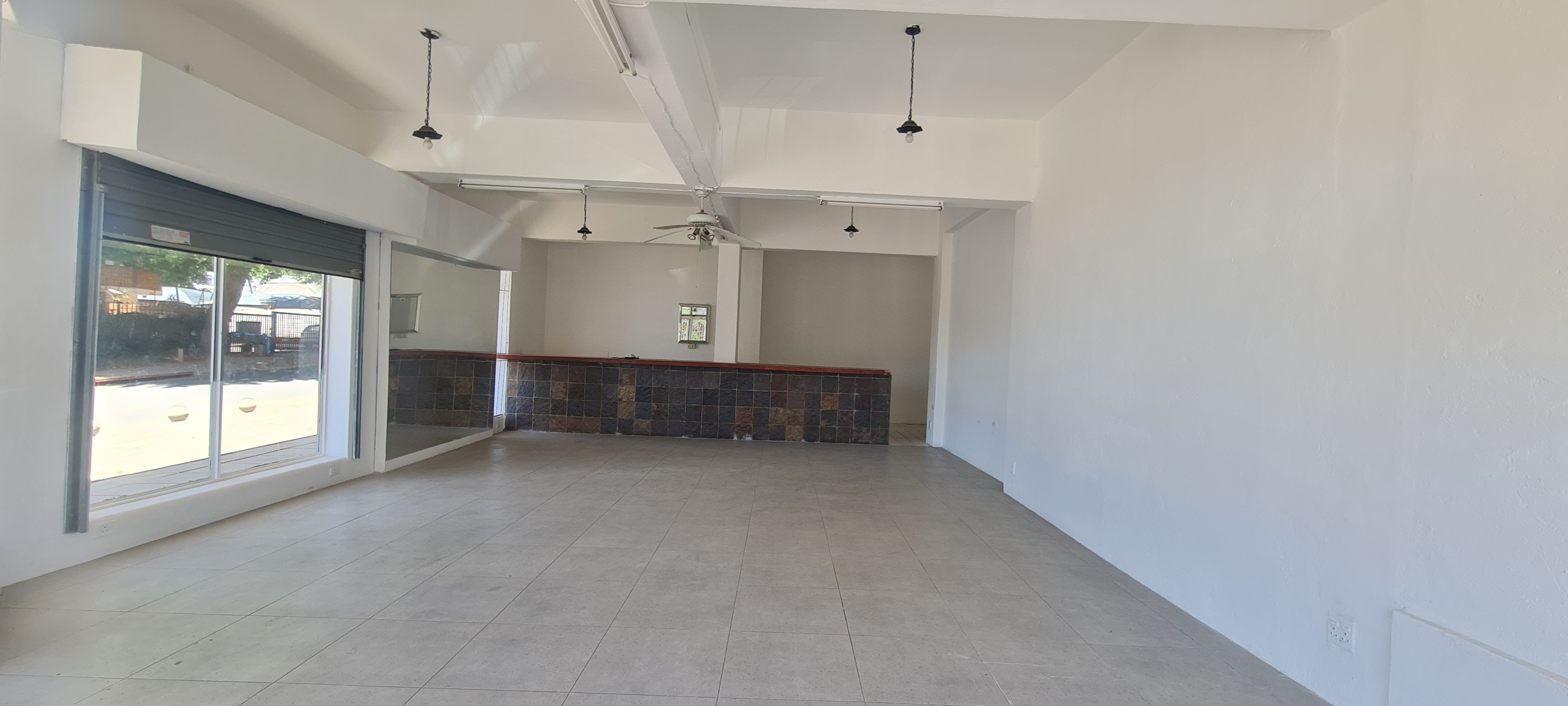 To Let commercial Property for Rent in Blairgowrie Gauteng