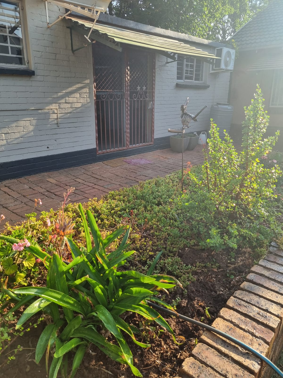 To Let 1 Bedroom Property for Rent in Queenswood Gauteng