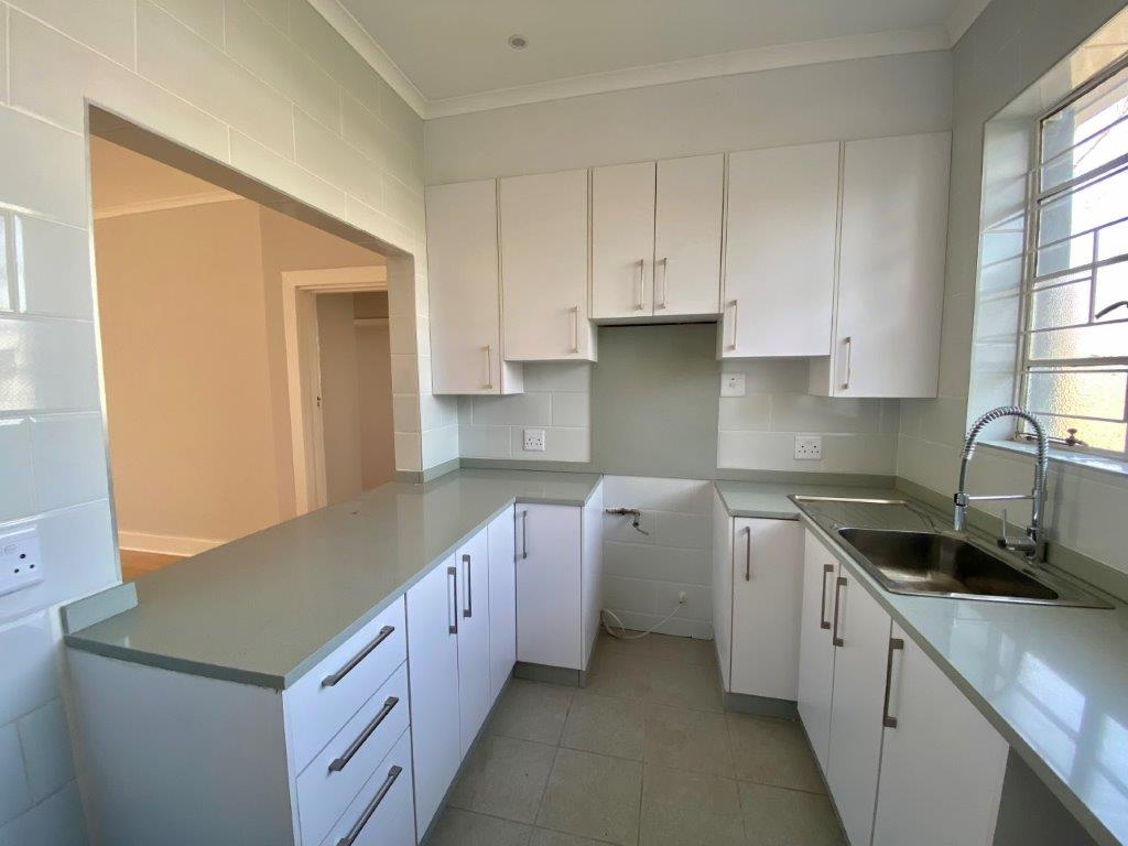 To Let 2 Bedroom Property for Rent in Illovo Gauteng