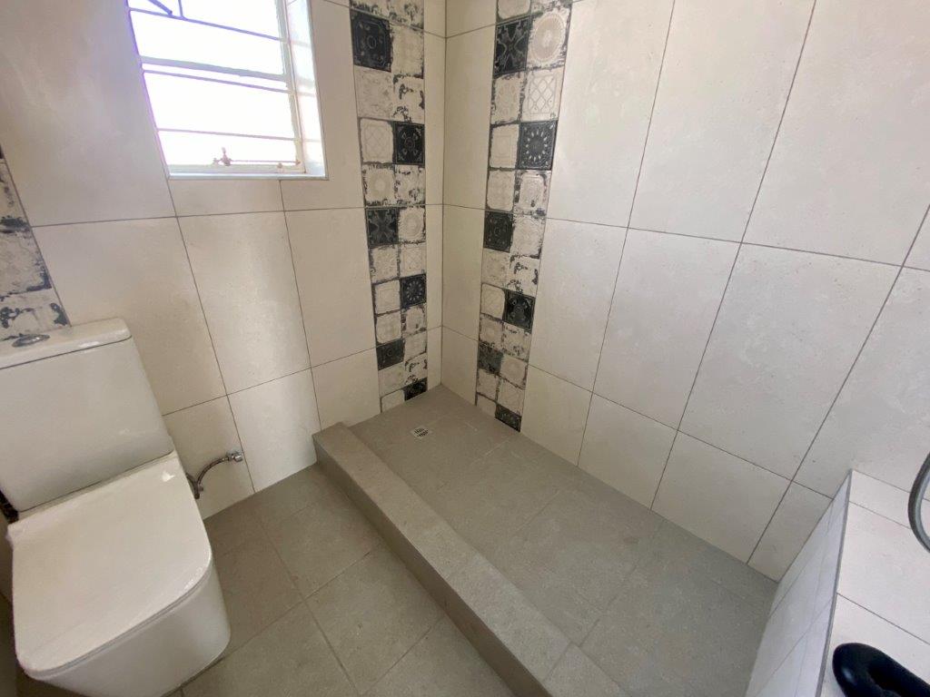 To Let 2 Bedroom Property for Rent in Illovo Gauteng