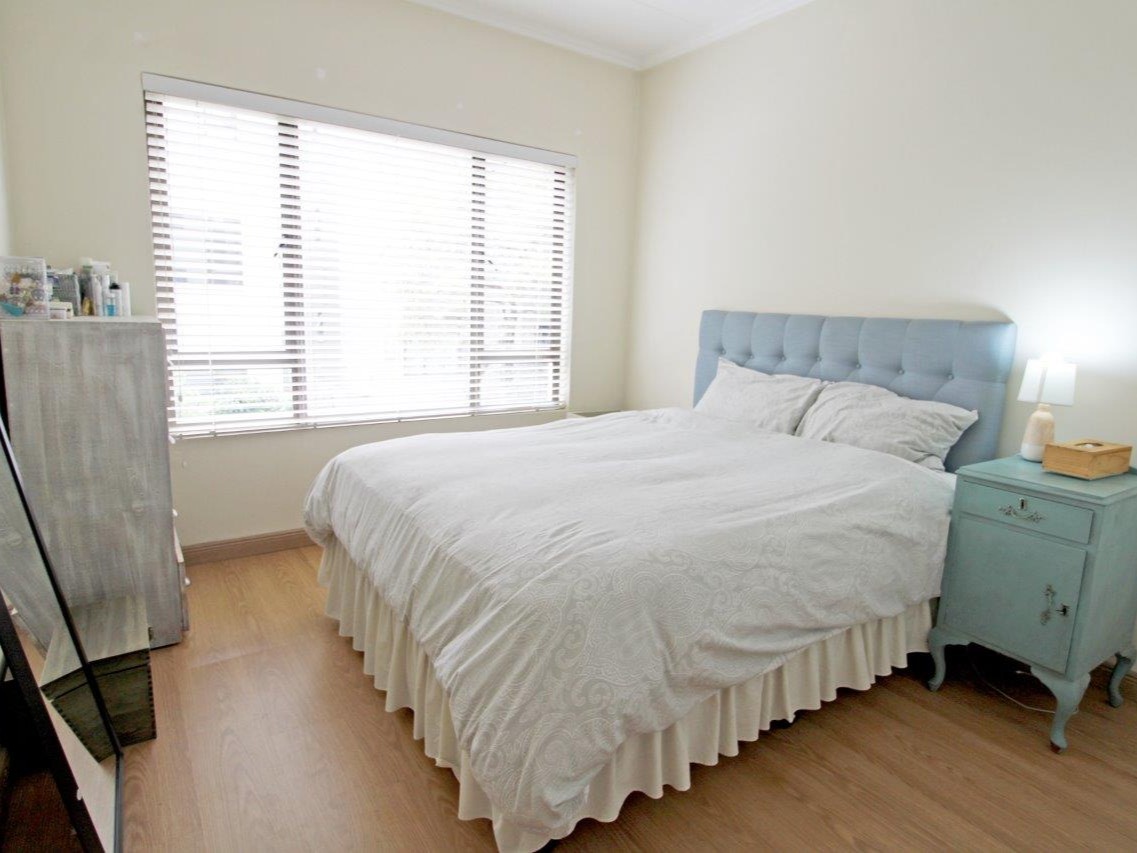 2 Bedroom Property for Sale in Bryanston Gauteng