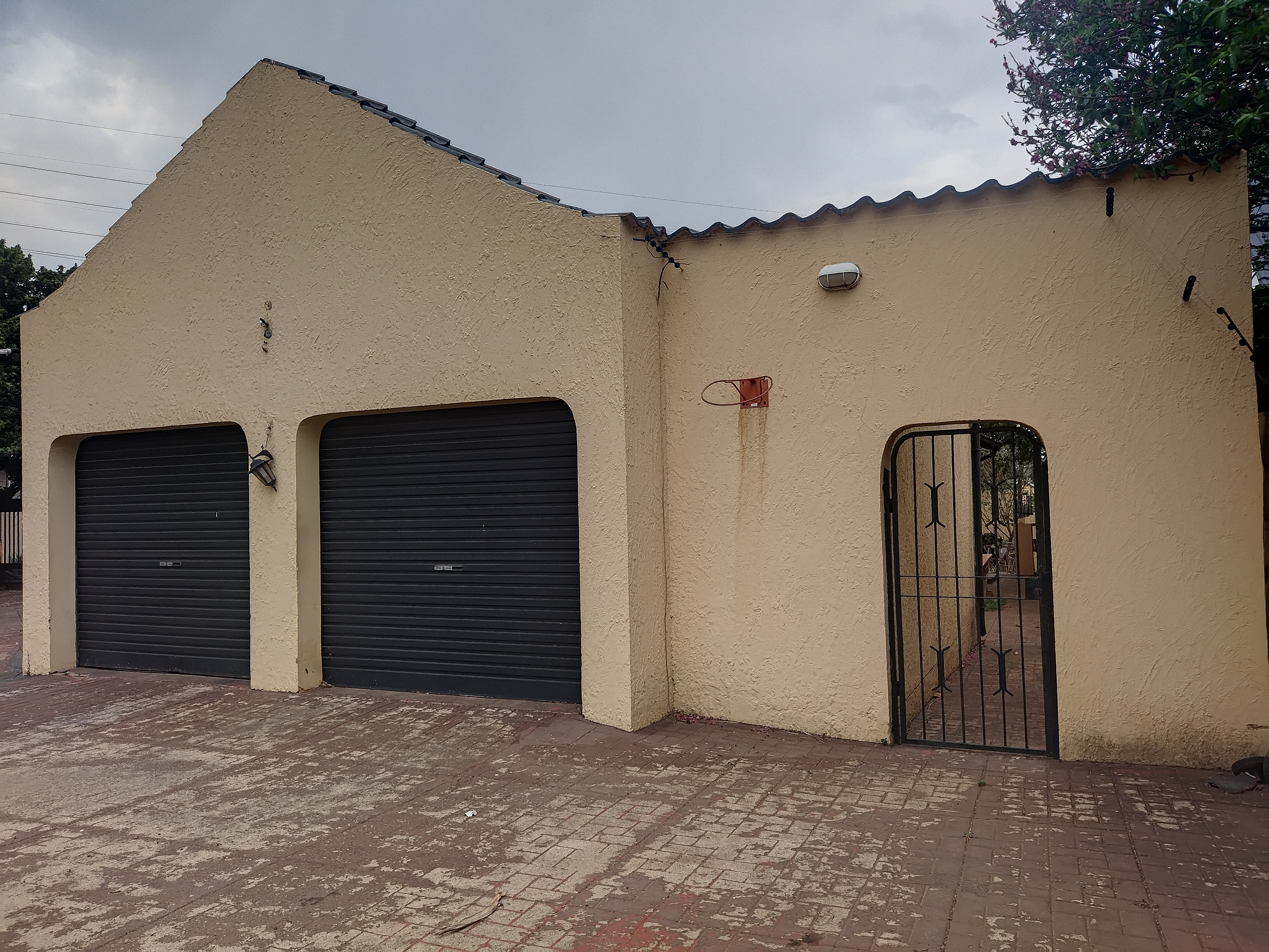 5 Bedroom Property for Sale in Glenanda Gauteng