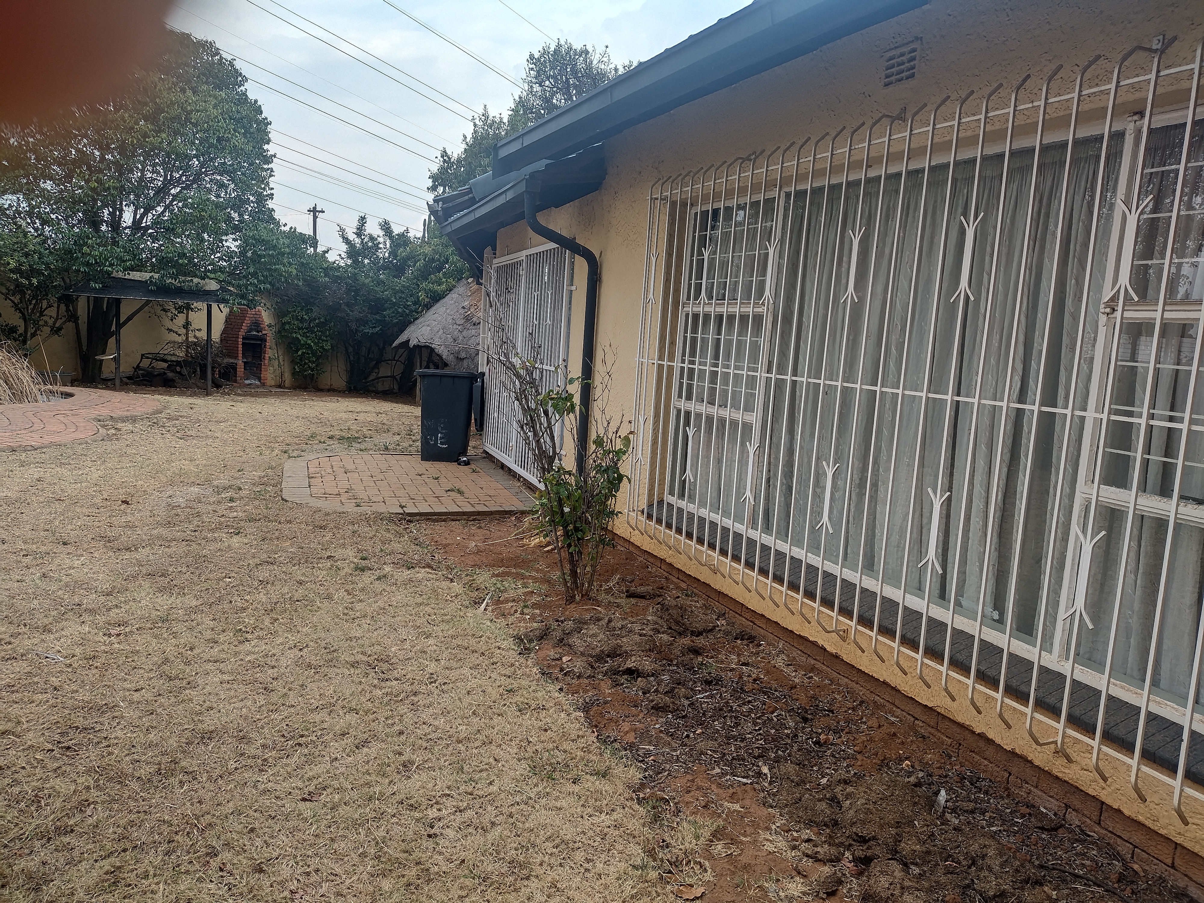 5 Bedroom Property for Sale in Glenanda Gauteng