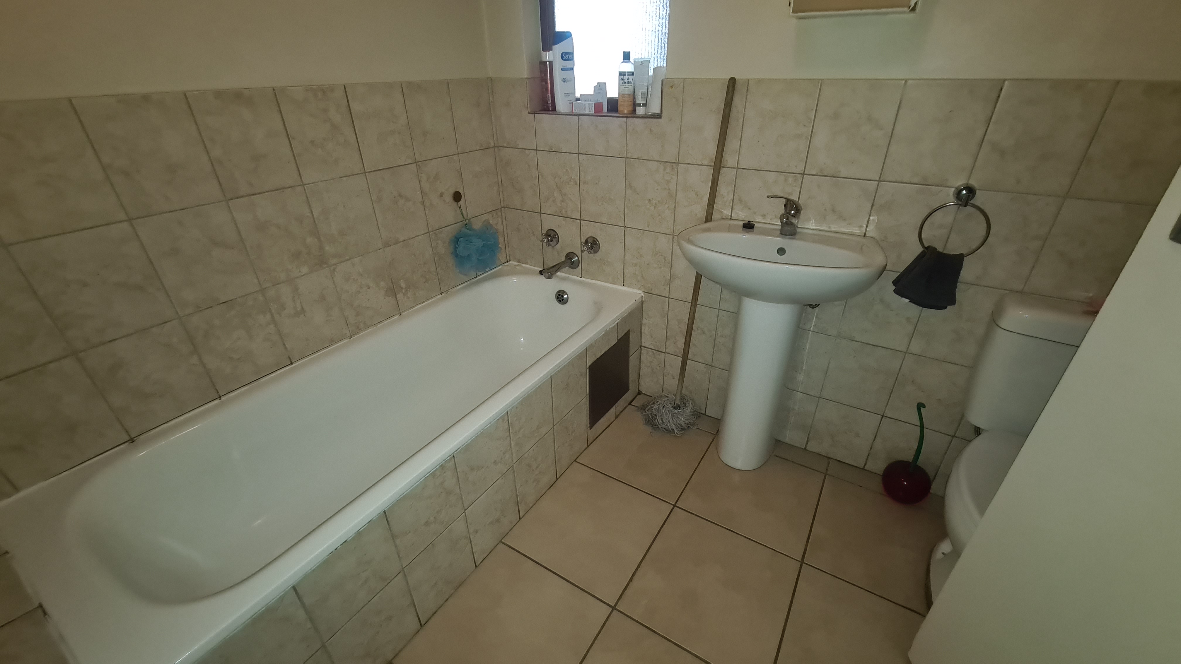 To Let 1 Bedroom Property for Rent in Erand Gardens Gauteng