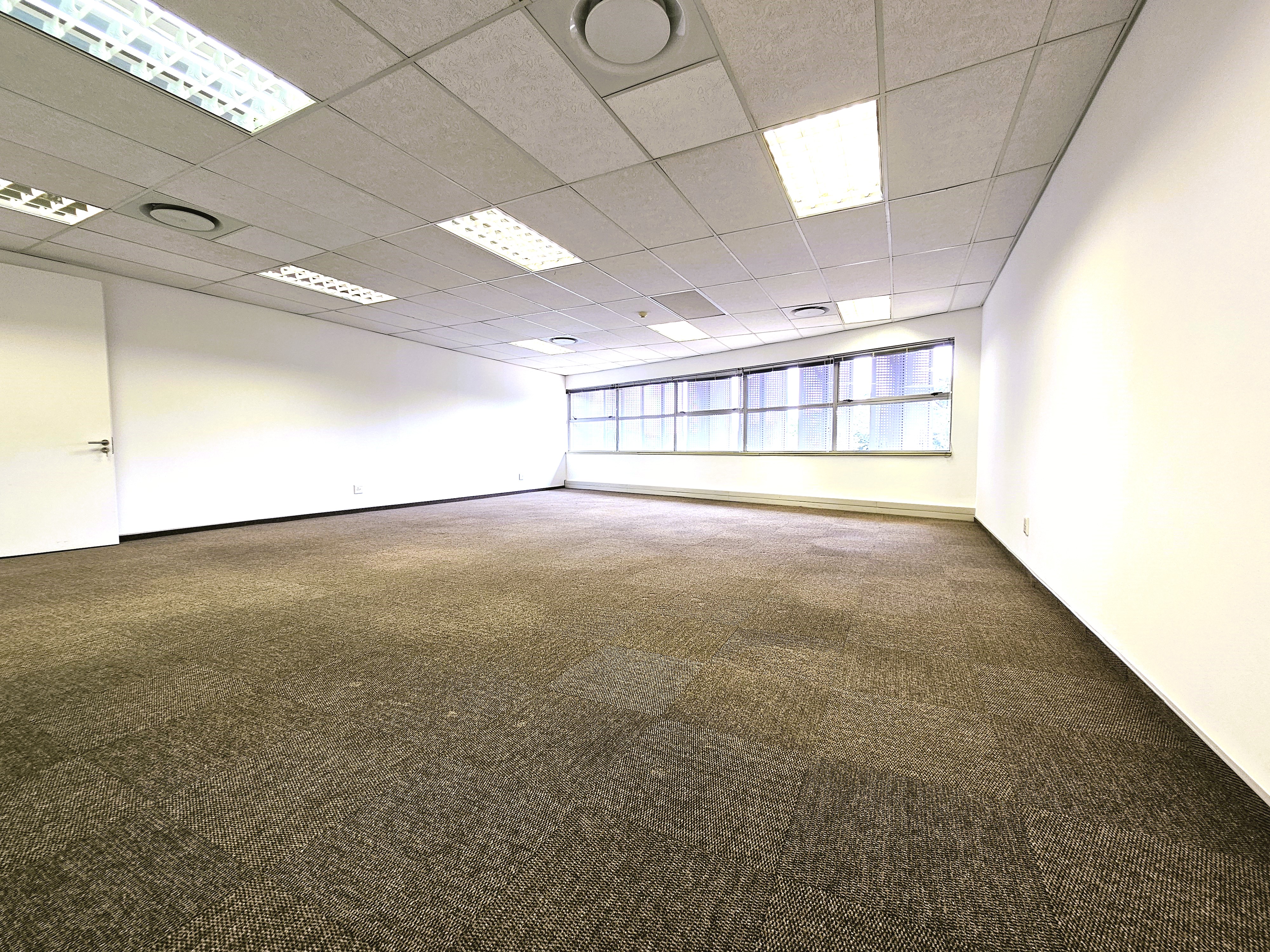 To Let commercial Property for Rent in Woodmead Gauteng