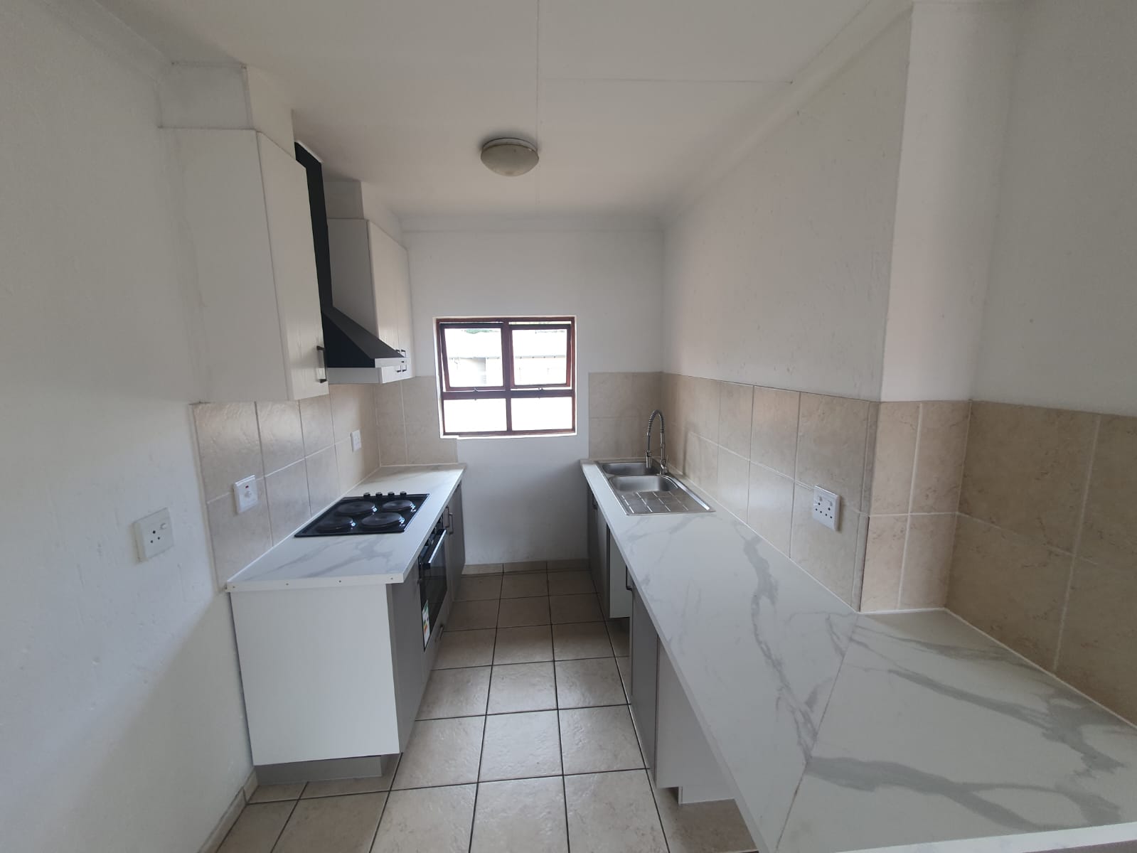 To Let 3 Bedroom Property for Rent in Amorosa Gauteng