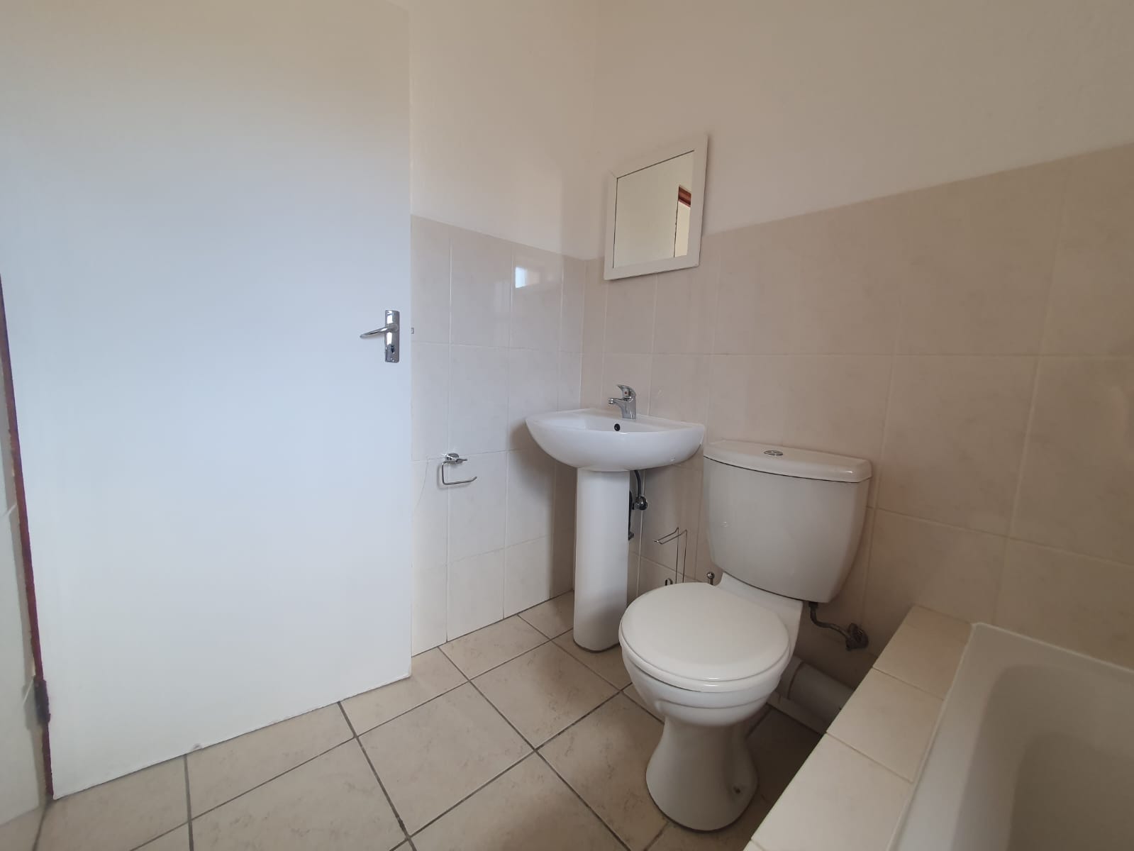 To Let 3 Bedroom Property for Rent in Amorosa Gauteng