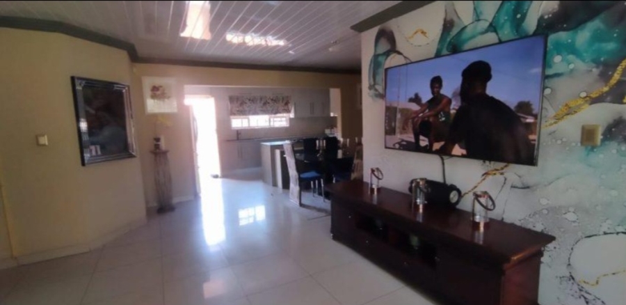 3 Bedroom Property for Sale in Garsfontein Gauteng