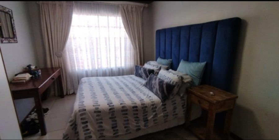 3 Bedroom Property for Sale in Garsfontein Gauteng