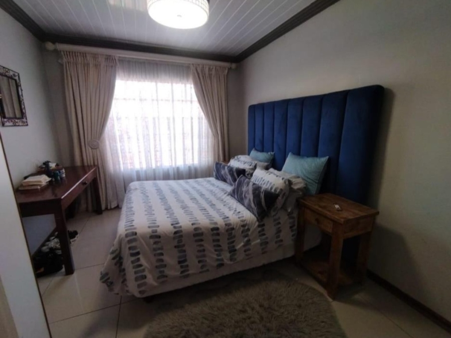 3 Bedroom Property for Sale in Garsfontein Gauteng