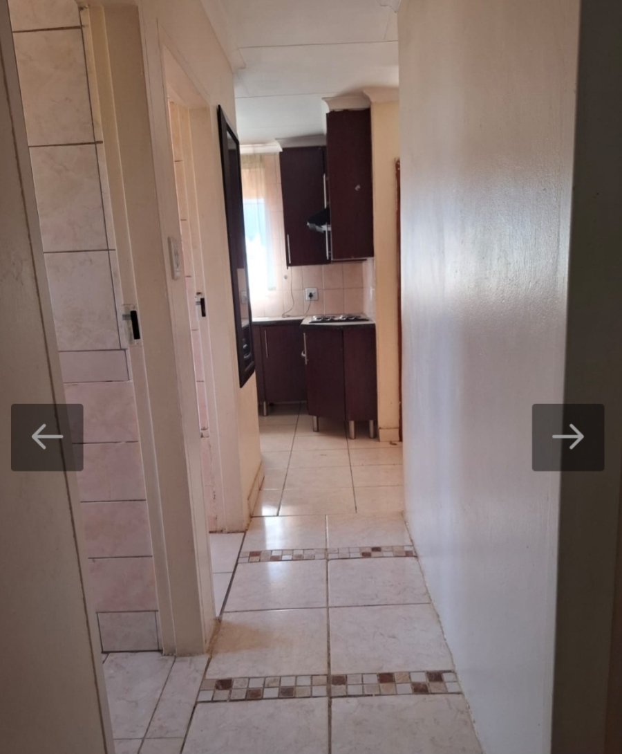 2 Bedroom Property for Sale in Rosslyn Gauteng