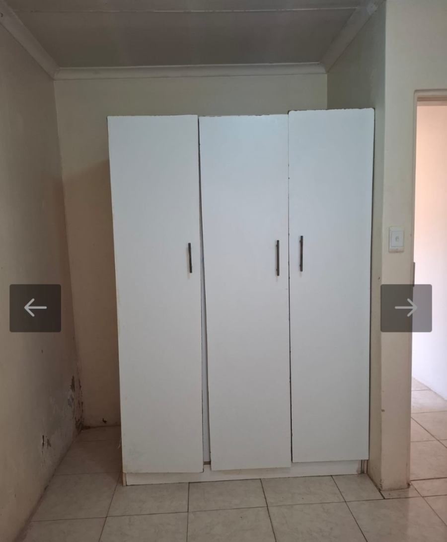 2 Bedroom Property for Sale in Rosslyn Gauteng