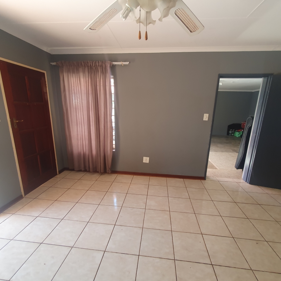 To Let 3 Bedroom Property for Rent in Dorandia Gauteng