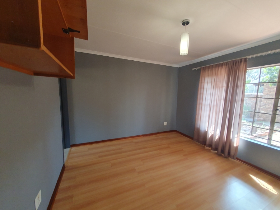 To Let 3 Bedroom Property for Rent in Dorandia Gauteng