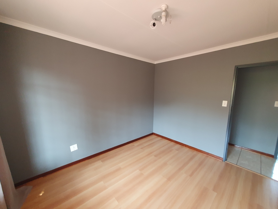 To Let 3 Bedroom Property for Rent in Dorandia Gauteng