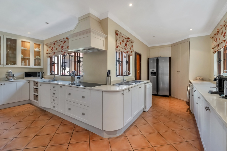 5 Bedroom Property for Sale in Bryanston Gauteng