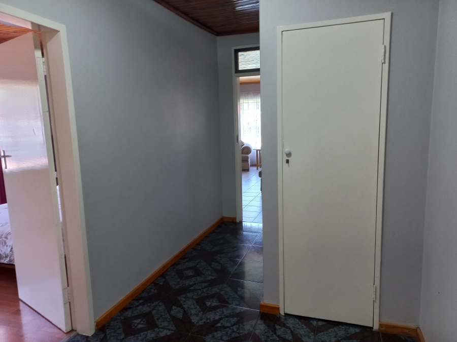 To Let 3 Bedroom Property for Rent in Dal Fouche Gauteng