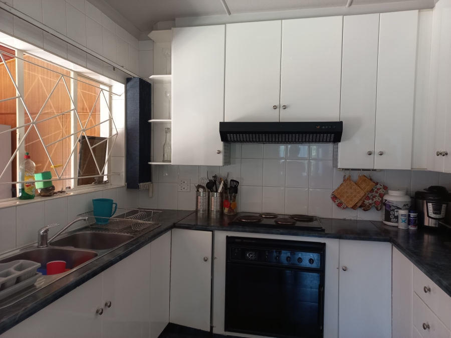 To Let 3 Bedroom Property for Rent in Dal Fouche Gauteng