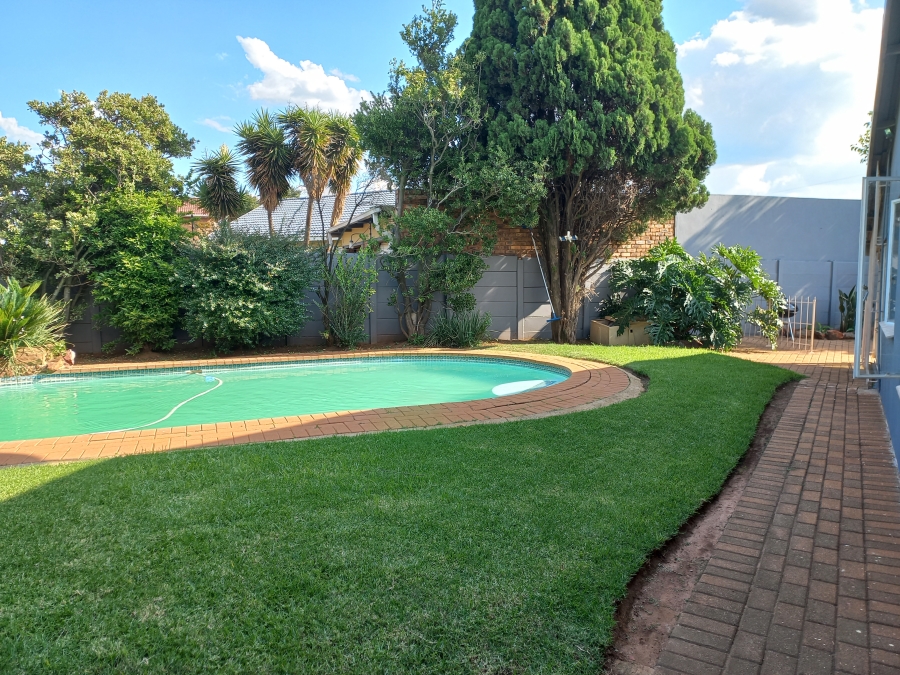 3 Bedroom Property for Sale in Dal Fouche Gauteng