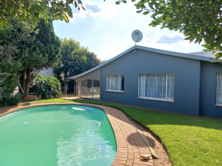 3 Bedroom Property for Sale in Dal Fouche Gauteng