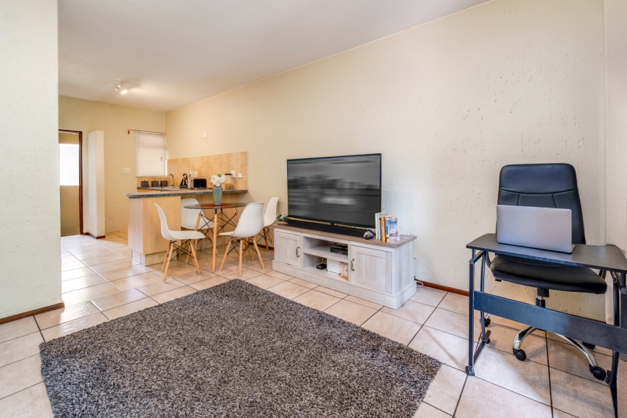 1 Bedroom Property for Sale in Lonehill Gauteng