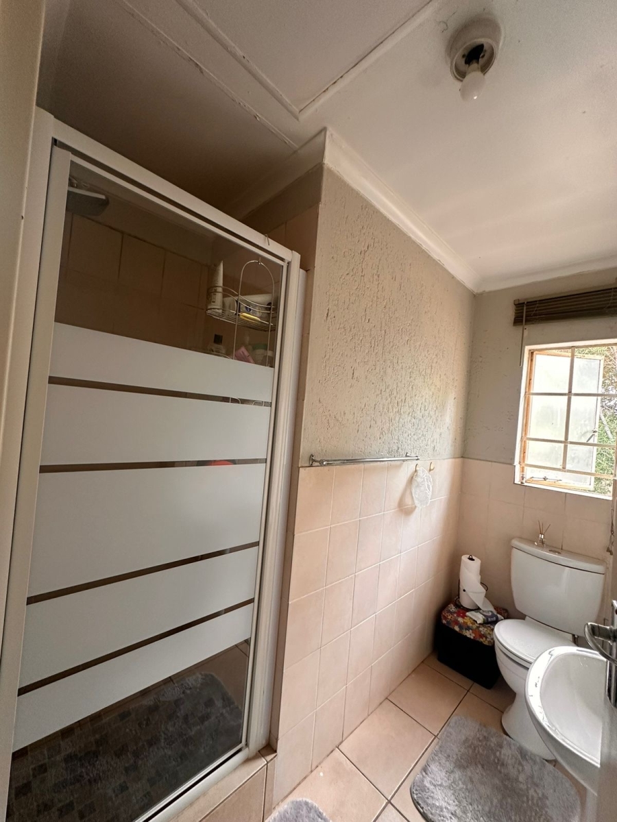 2 Bedroom Property for Sale in Heuwelsig Estate Gauteng