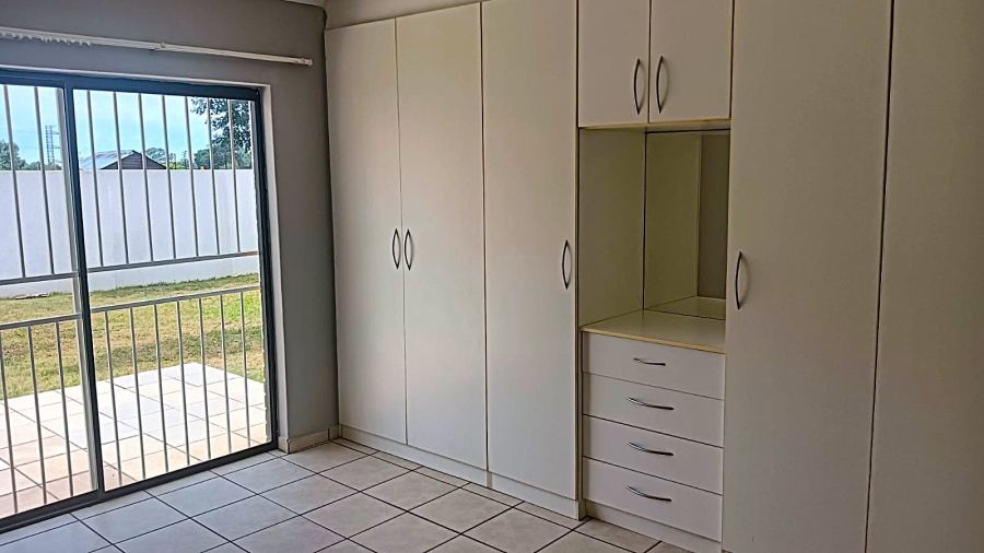 To Let 3 Bedroom Property for Rent in Terenure Gauteng