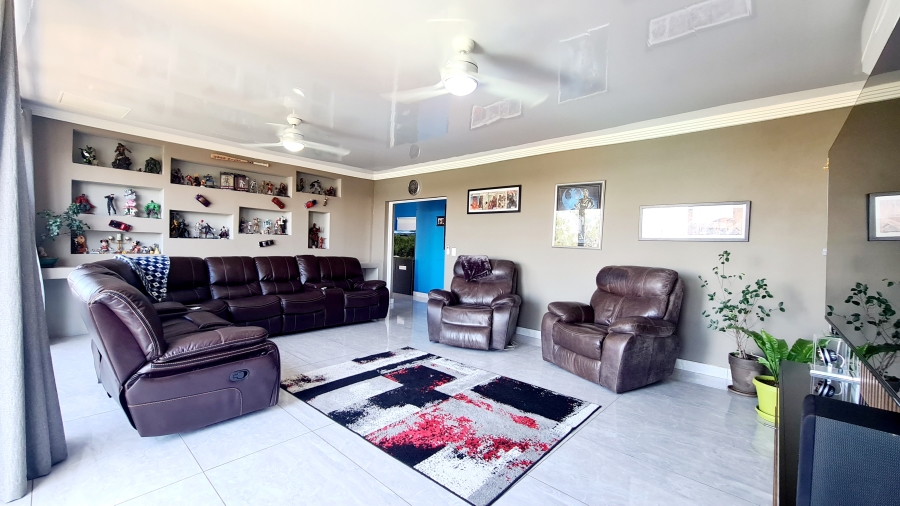 4 Bedroom Property for Sale in Sable Hills Gauteng