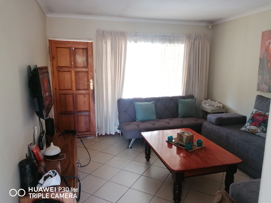 2 Bedroom Property for Sale in Murrayfield Gauteng