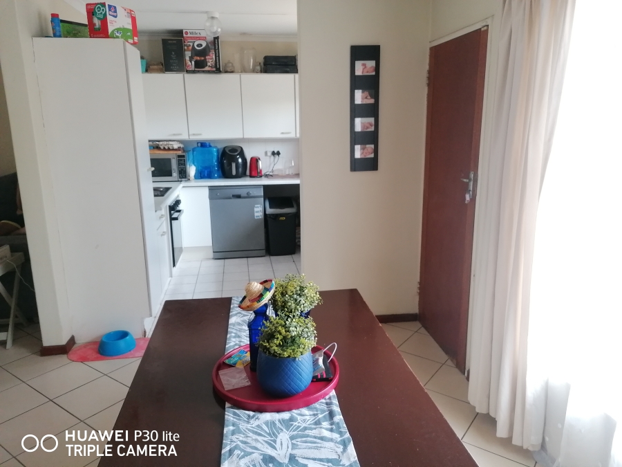 2 Bedroom Property for Sale in Murrayfield Gauteng